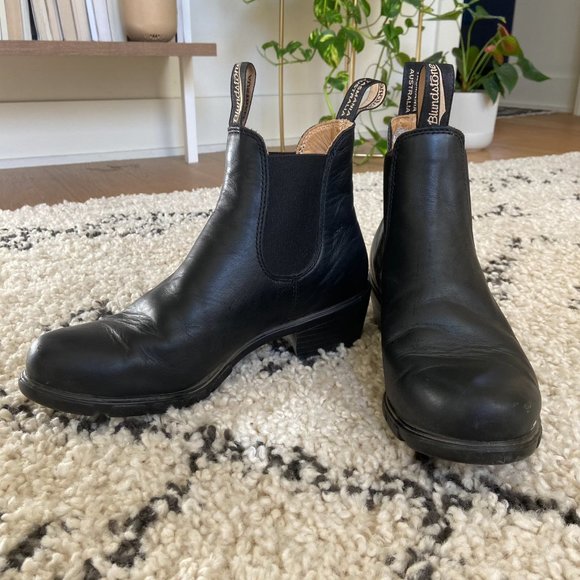 Blundstone Shoes - Blundstones Heeled Boots in Black